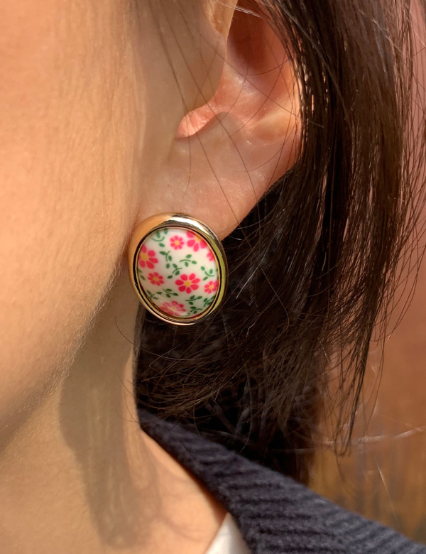 (당일발송) lovely flower earrings (2colors)