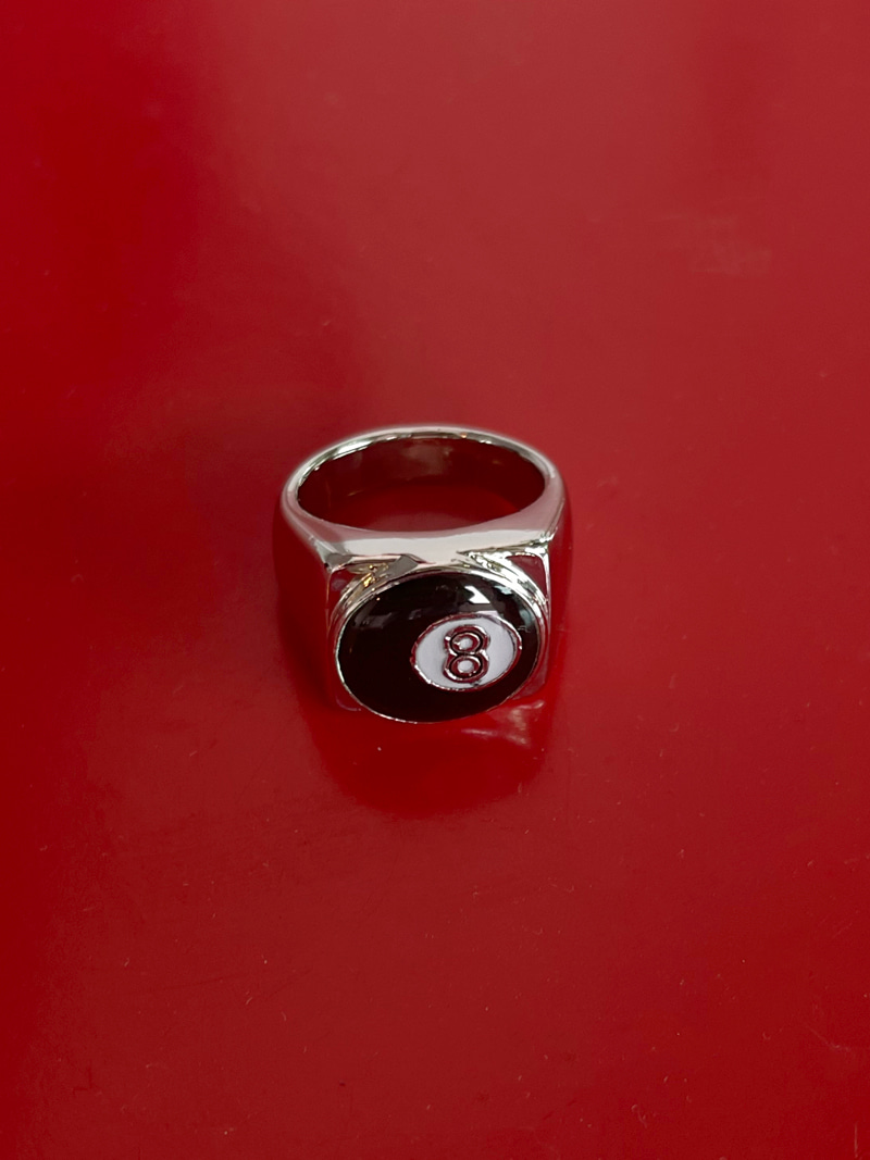 8 ball ring (1color)